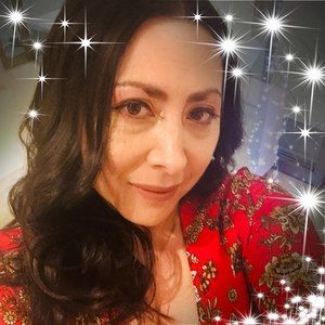 Meet your Posher, Carolina